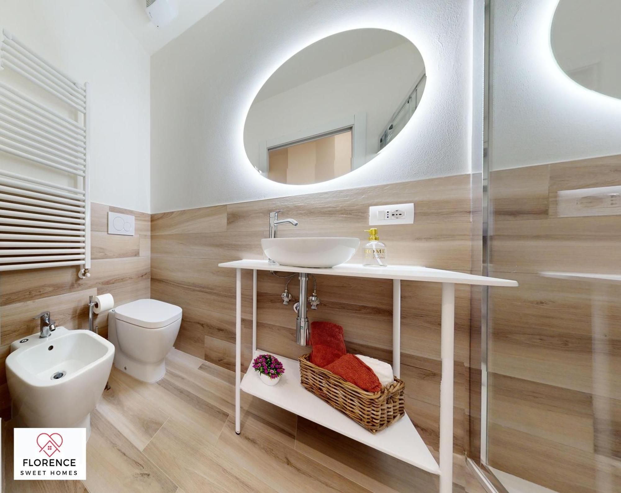 Sonia Apartment With Free Parking By Florence Sweet Homes Luaran gambar